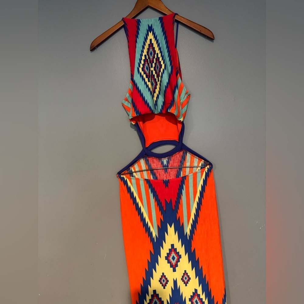 Fashion‎ Nova Vibrant Patterned Maxi Dress - Picture 4 of 9